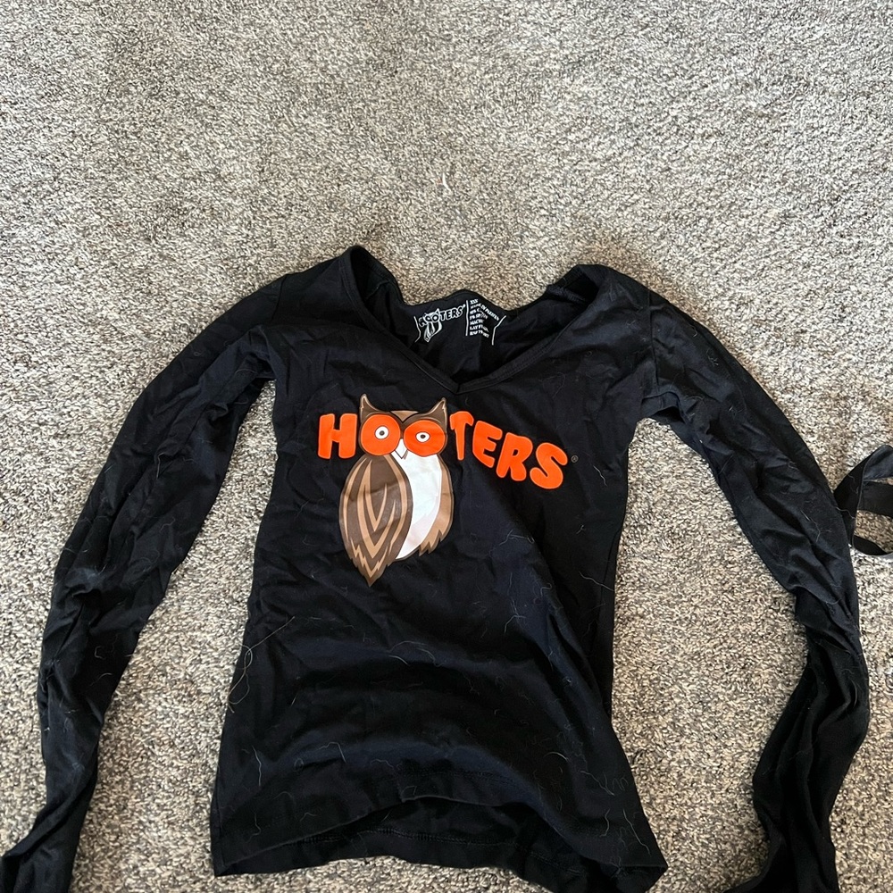 Hooters black long sleeve